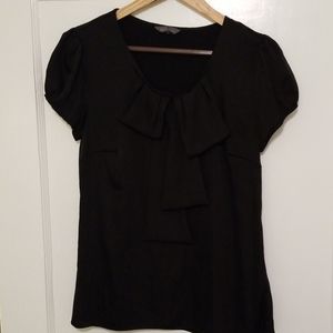 Black blouse, short sleeved